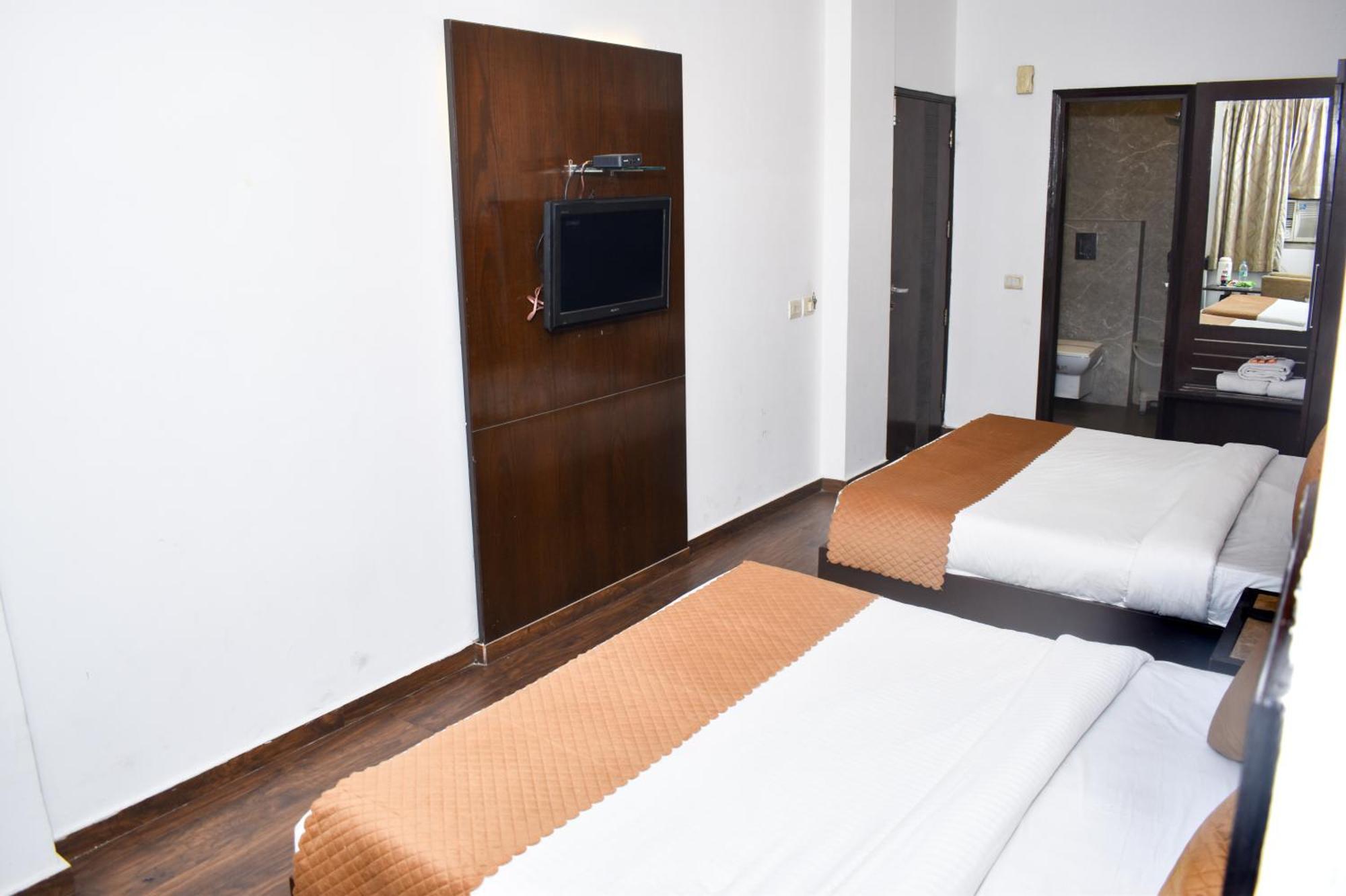 Hotel Chanchal Continental - 02 Mins From New Delhi Railway Station Εξωτερικό φωτογραφία