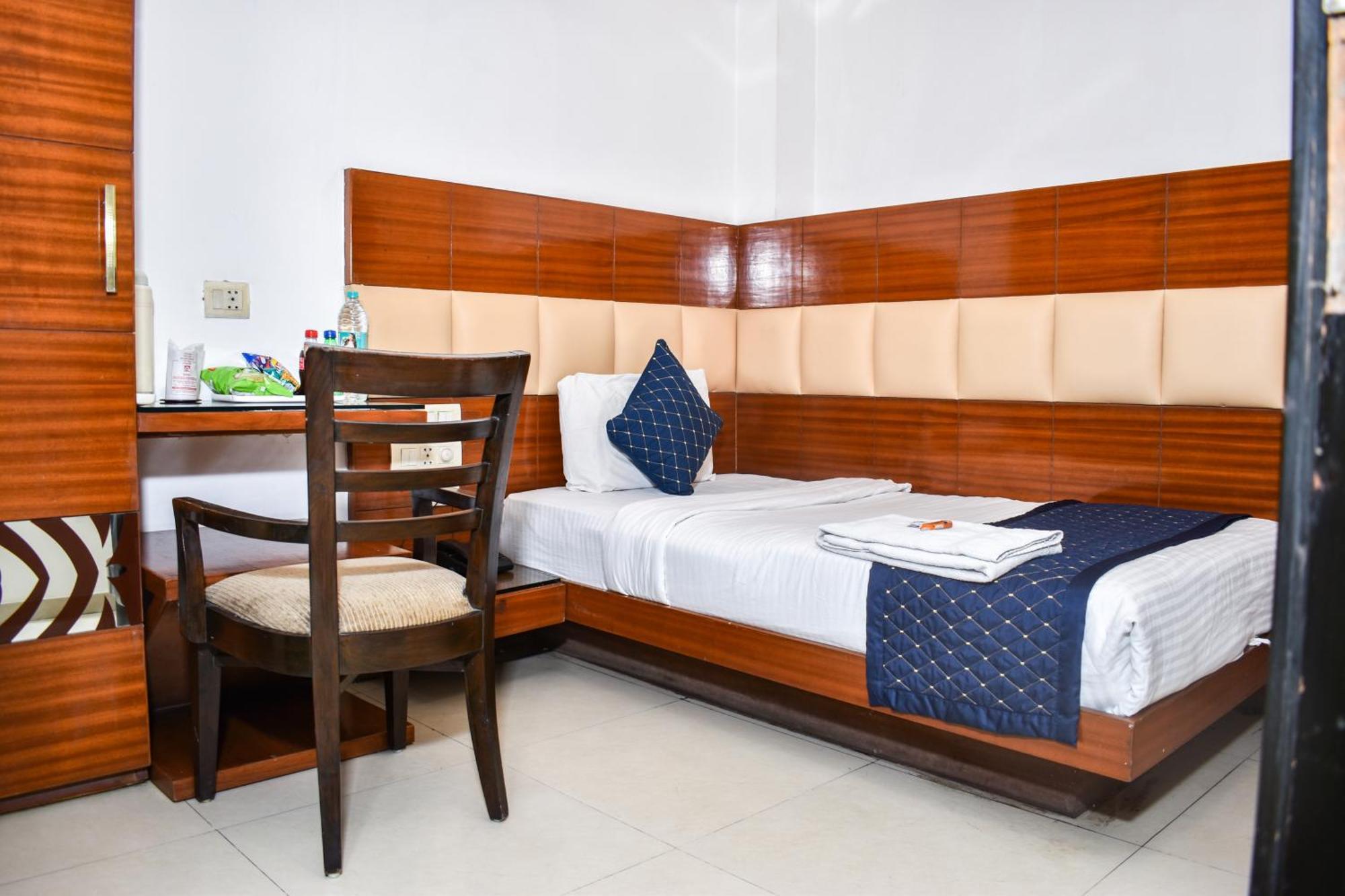Hotel Chanchal Continental - 02 Mins From New Delhi Railway Station Εξωτερικό φωτογραφία